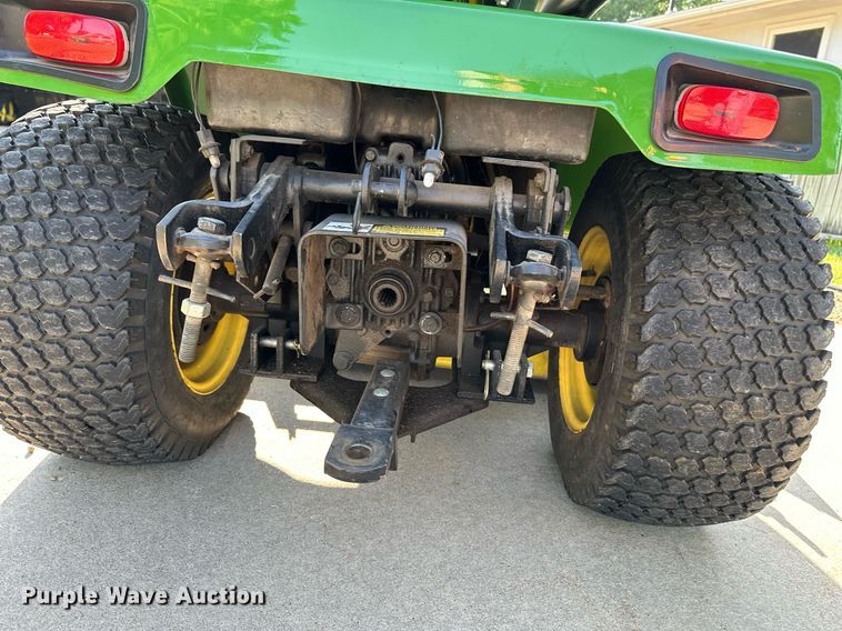 image for item NF9147 John Deere 318  lawn mower