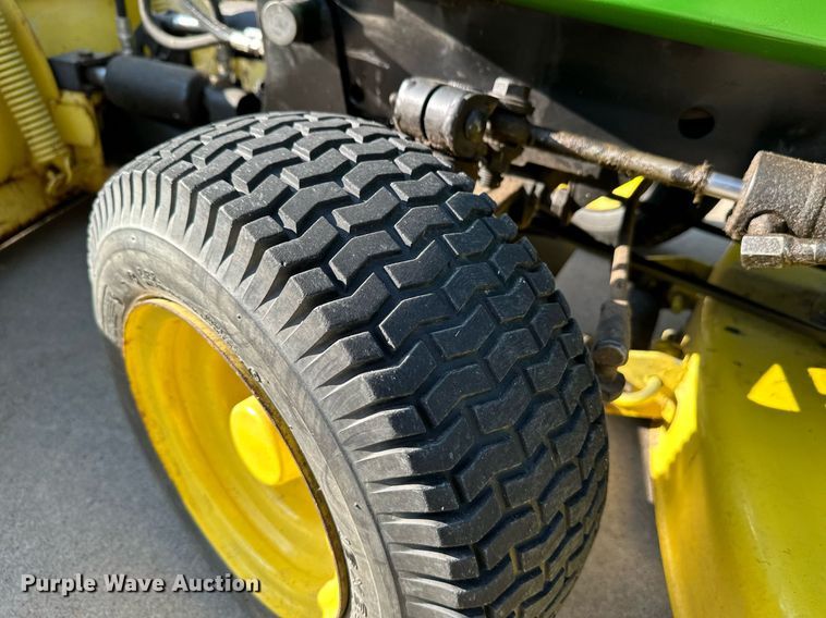 image for item NF9147 John Deere 318  lawn mower