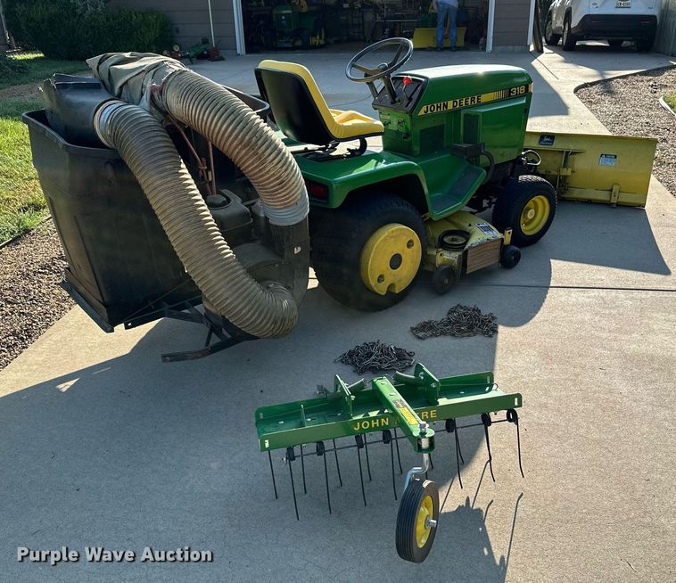 image for item NF9148 John Deere 318  lawn mower