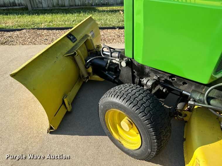 image for item NF9148 John Deere 318  lawn mower