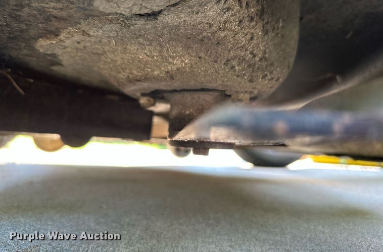 image for item NF9148 John Deere 318  lawn mower