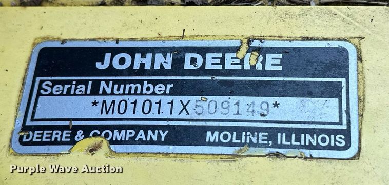 image for item NF9148 John Deere 318  lawn mower