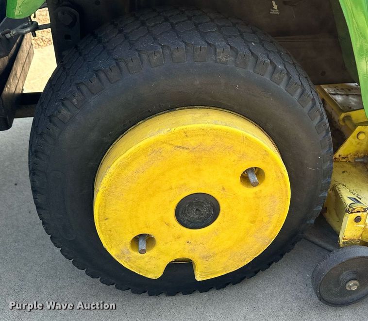 image for item NF9148 John Deere 318  lawn mower