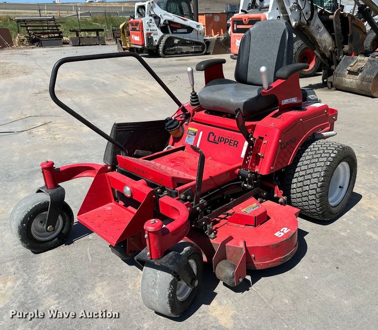 image for item NF9162 2015 Shivvers Country Clipper Edge XLT  ZTR lawn mower