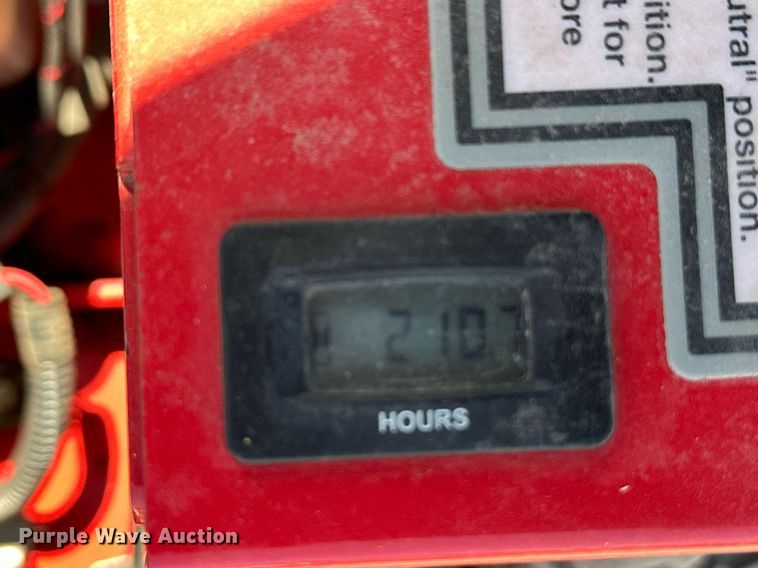 image for item NF9162 2015 Shivvers Country Clipper Edge XLT  ZTR lawn mower