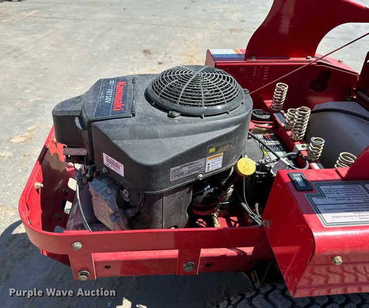 image for item NF9162 2015 Shivvers Country Clipper Edge XLT  ZTR lawn mower