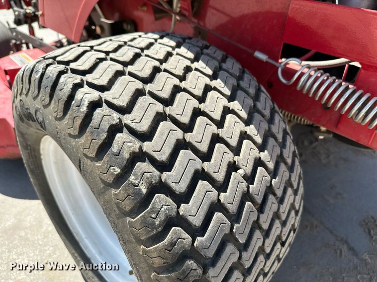 image for item NF9162 2015 Shivvers Country Clipper Edge XLT  ZTR lawn mower