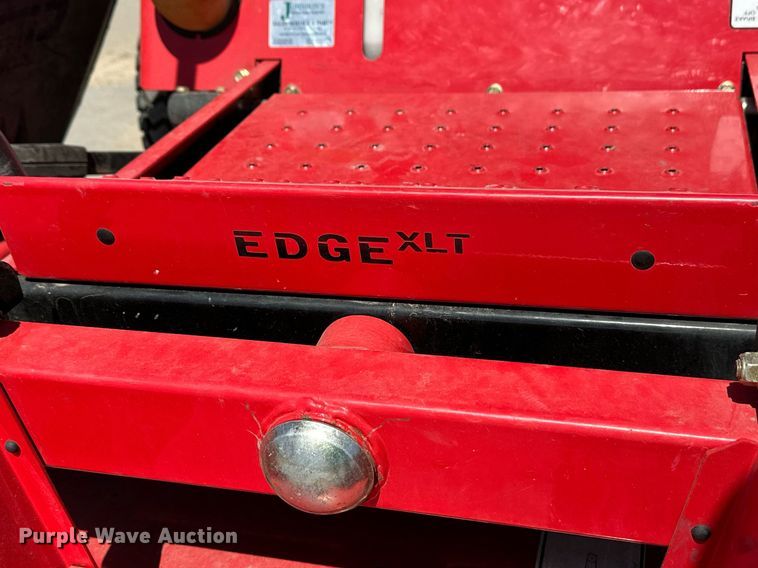 image for item NF9162 2015 Shivvers Country Clipper Edge XLT  ZTR lawn mower