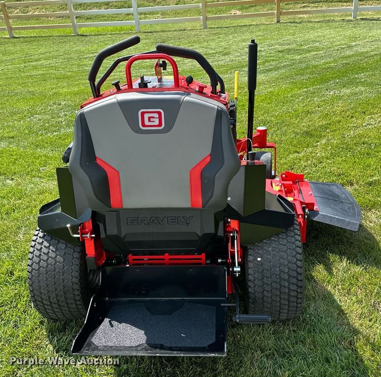 image for item NF9186 Gravely Pro-Stance 52 Kaw  ZTR lawn mower