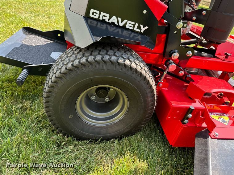 image for item NF9186 Gravely Pro-Stance 52 Kaw  ZTR lawn mower