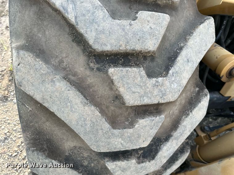 image for item NL9006 2010 Harlo HP6500  forklift