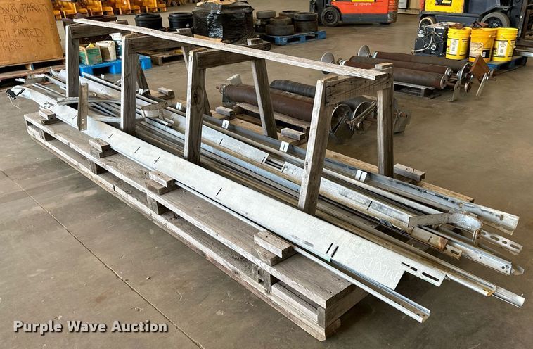 image for item NL9026 Garage doors