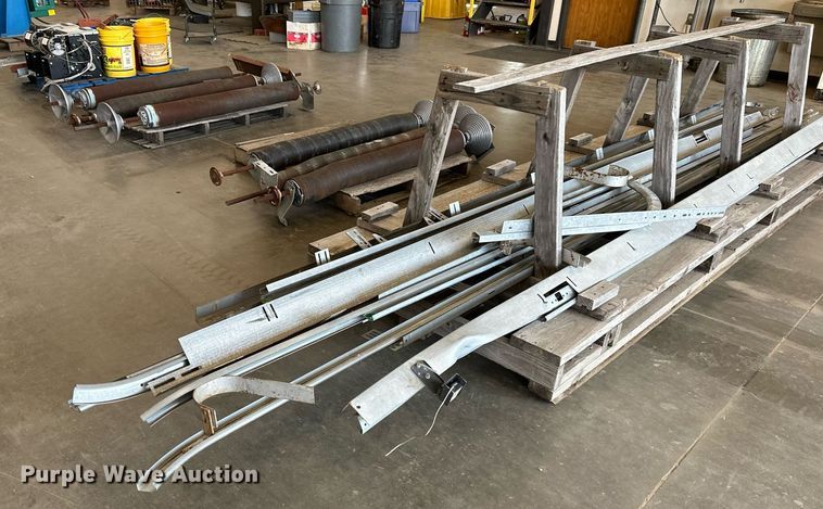 image for item NL9026 Garage doors