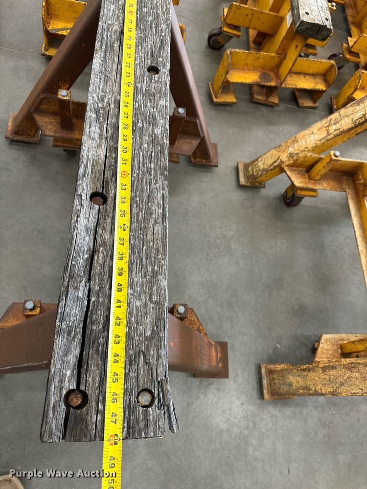 image for item NL9027 10 ton saw horses