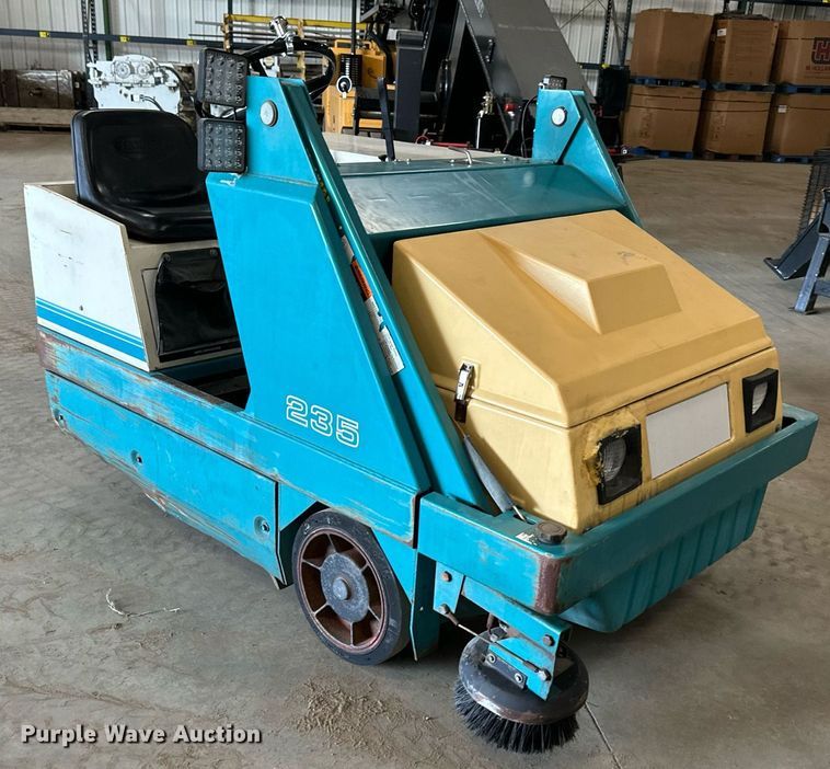 image for item NL9028 Tennant 235 sweeper
