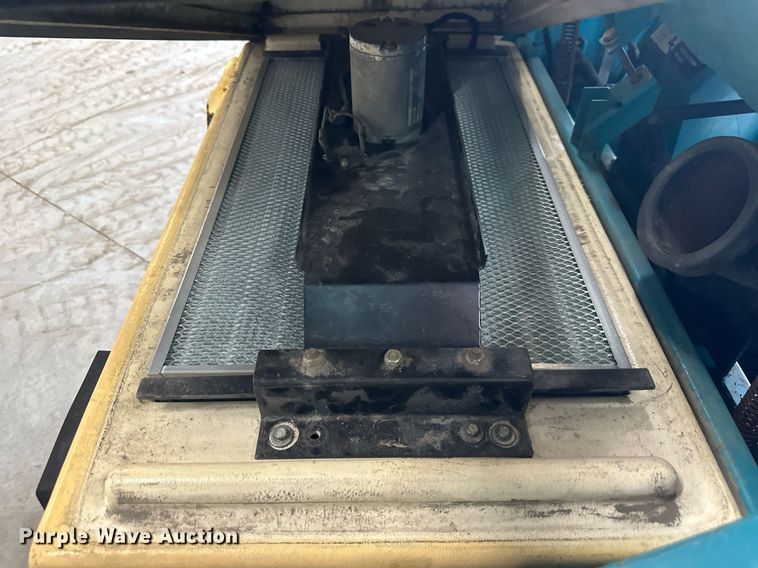 image for item NL9028 Tennant 235 sweeper