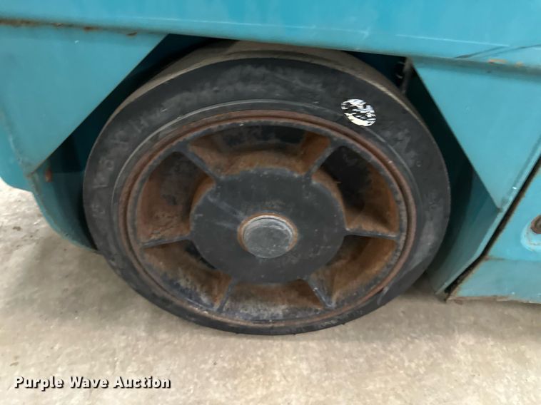 image for item NL9028 Tennant 235 sweeper