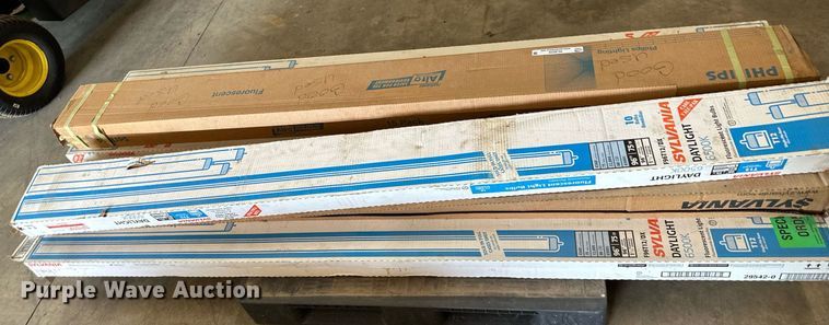 image for item NL9029 Approximately 70 fluorescent light bulbs 