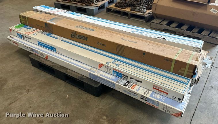 image for item NL9029 Approximately 70 fluorescent light bulbs 