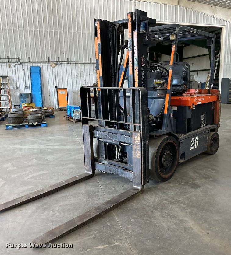 image for item NL9030 Toyota   7FBCU55 forklift