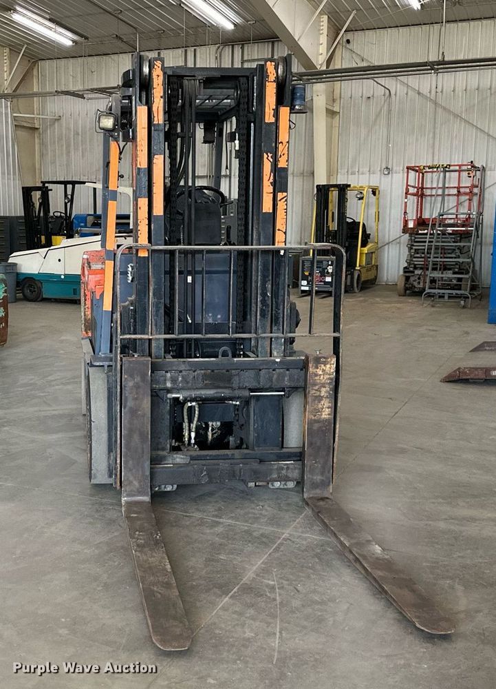 image for item NL9030 Toyota   7FBCU55 forklift