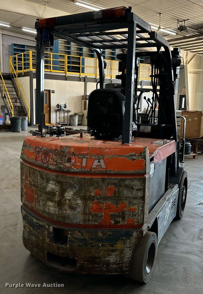 image for item NL9030 Toyota   7FBCU55 forklift