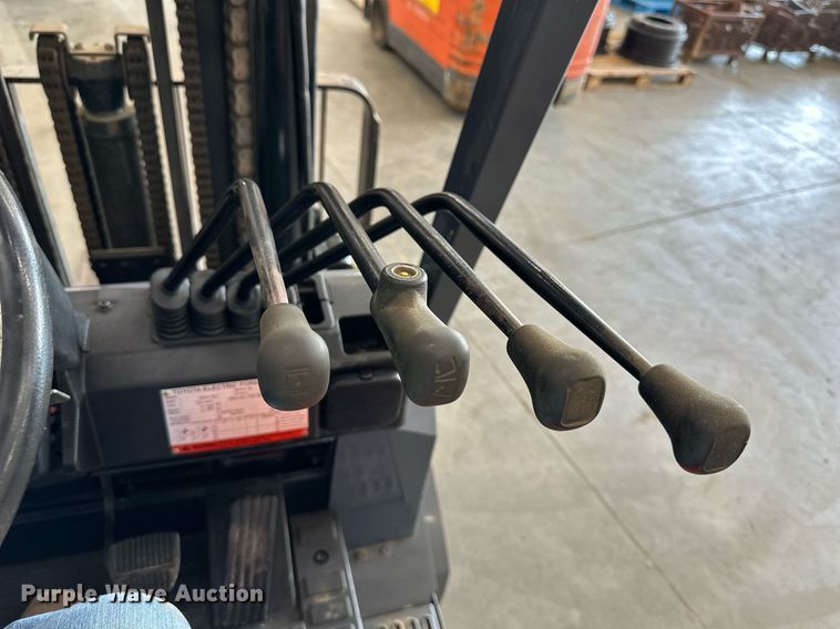 image for item NL9031 Toyota  7FBCHU25 forklift