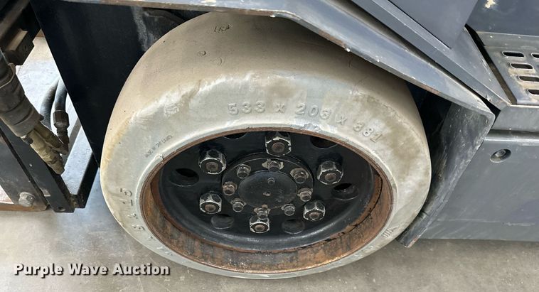 image for item NL9031 Toyota  7FBCHU25 forklift