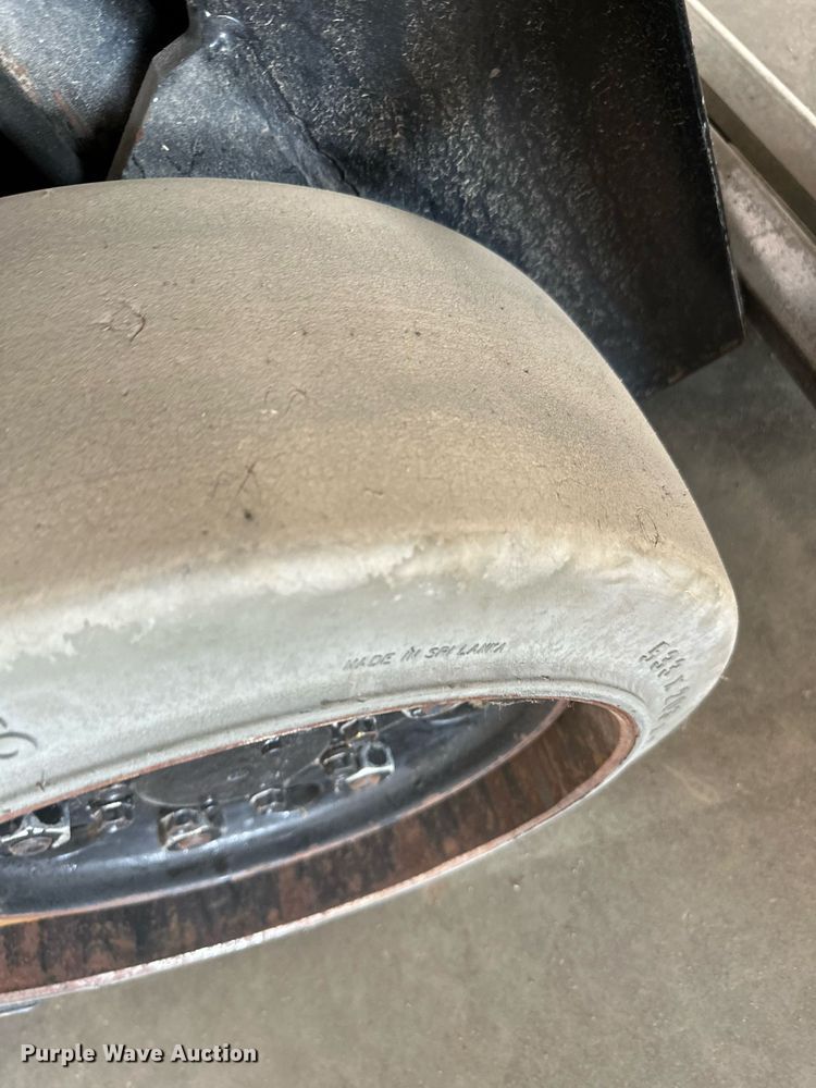 image for item NL9031 Toyota  7FBCHU25 forklift