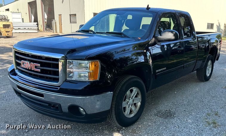 image for item NL9034 2011 GMC   Sierra 1500 SLE Ext. Cab pickup truck