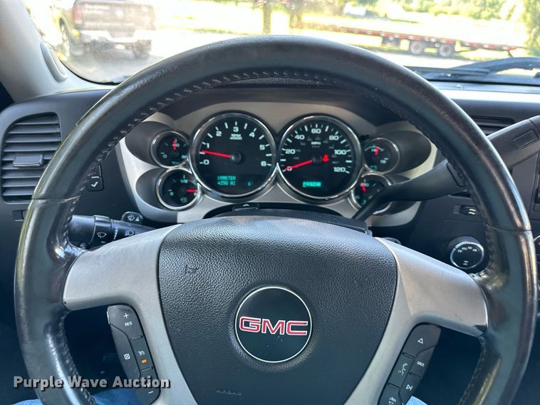 image for item NL9034 2011 GMC   Sierra 1500 SLE Ext. Cab pickup truck