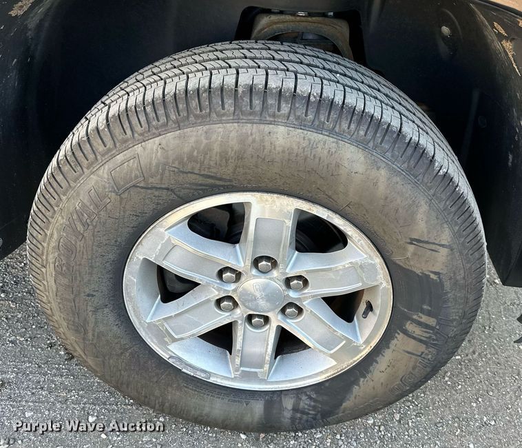 image for item NL9034 2011 GMC   Sierra 1500 SLE Ext. Cab pickup truck