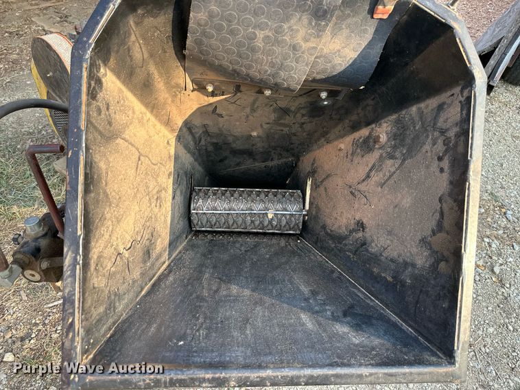 image for item NL9046 Valby LC400  wood chipper