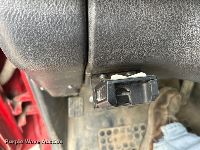 image for item NL9487 2000 Dodge Ram 3500  flatbed pickup truck