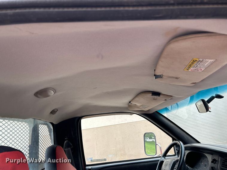 image for item NL9487 2000 Dodge Ram 3500  flatbed pickup truck