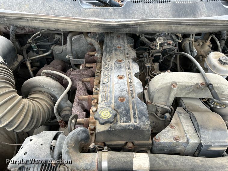 image for item NL9487 2000 Dodge Ram 3500  flatbed pickup truck