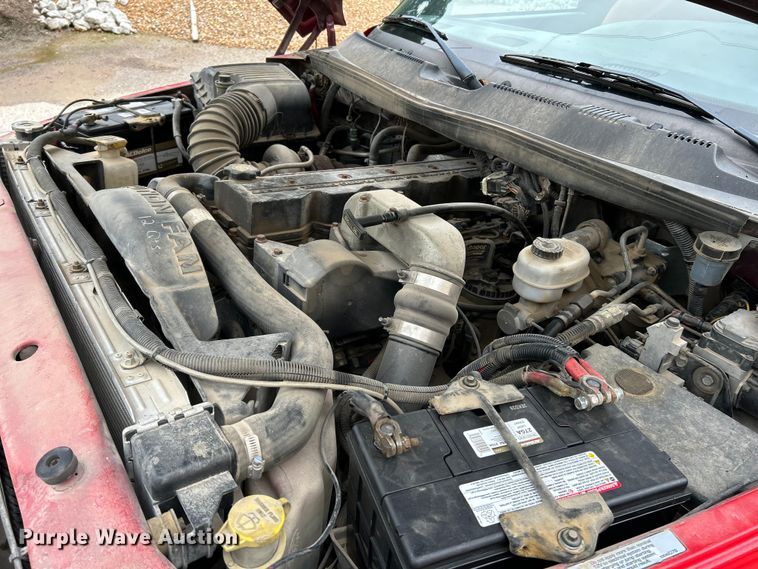 image for item NL9487 2000 Dodge Ram 3500  flatbed pickup truck