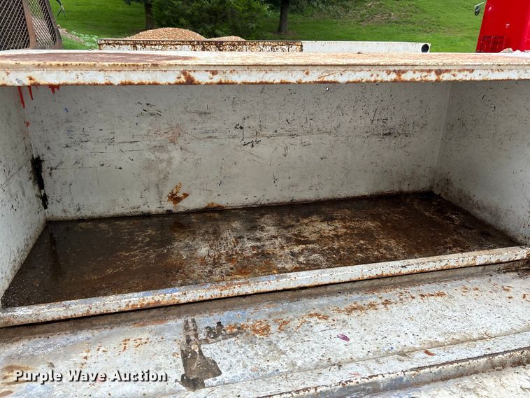 image for item NL9487 2000 Dodge Ram 3500  flatbed pickup truck