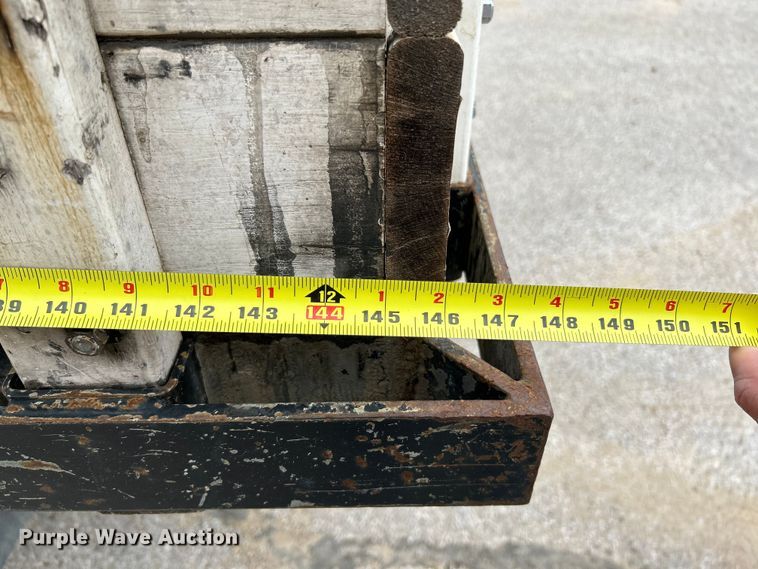 image for item NL9487 2000 Dodge Ram 3500  flatbed pickup truck