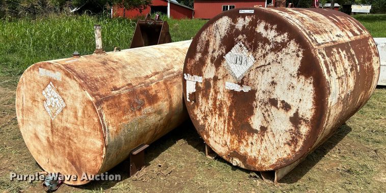 image for item NL9500 (2) fuel tanks