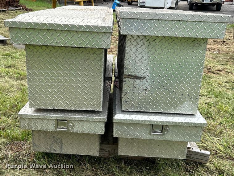 image for item NL9502 (4) toolboxes