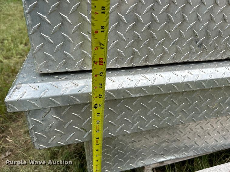 image for item NL9502 (4) toolboxes