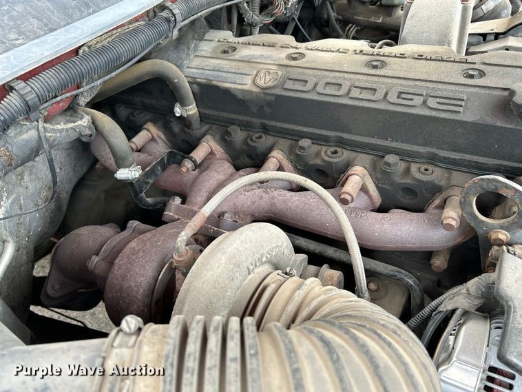 image for item NL9507 2001 Dodge Ram 3500 Laramie SLT  flatbed pickup truck