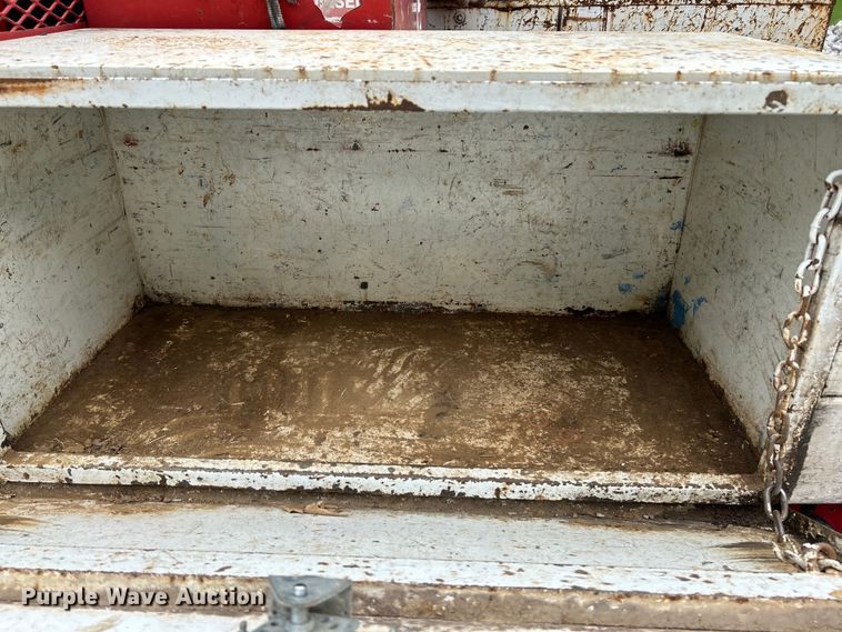 image for item NL9507 2001 Dodge Ram 3500 Laramie SLT  flatbed pickup truck