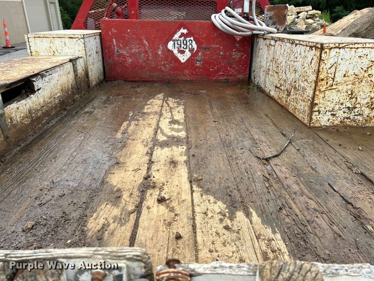 image for item NL9507 2001 Dodge Ram 3500 Laramie SLT  flatbed pickup truck