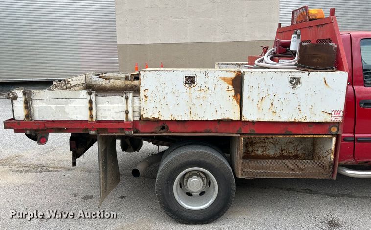 image for item NL9507 2001 Dodge Ram 3500 Laramie SLT  flatbed pickup truck