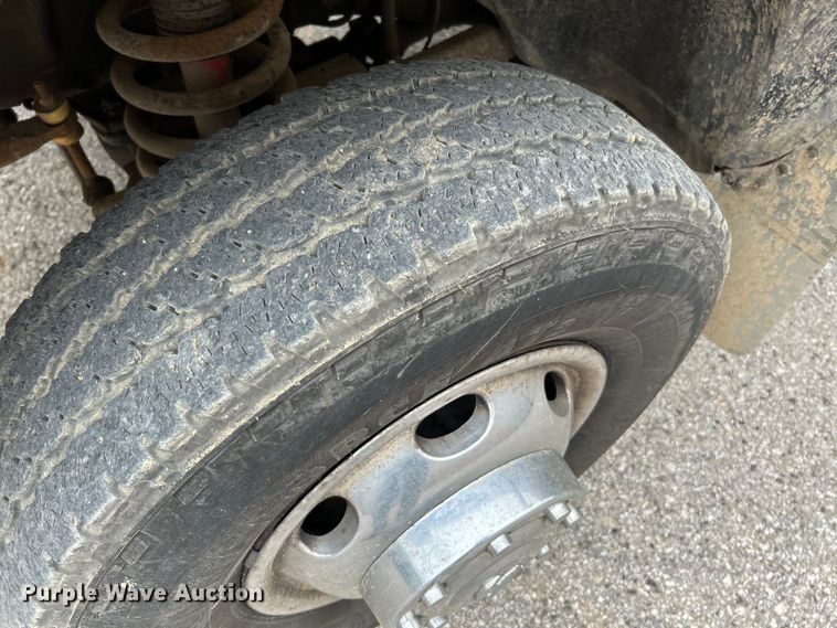 image for item NL9507 2001 Dodge Ram 3500 Laramie SLT  flatbed pickup truck