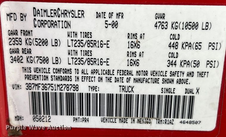 image for item NL9507 2001 Dodge Ram 3500 Laramie SLT  flatbed pickup truck