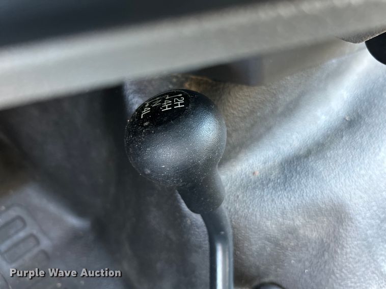 image for item NL9535 2010  Ford F350 Super Duty XL  Crew Cab pickup truck