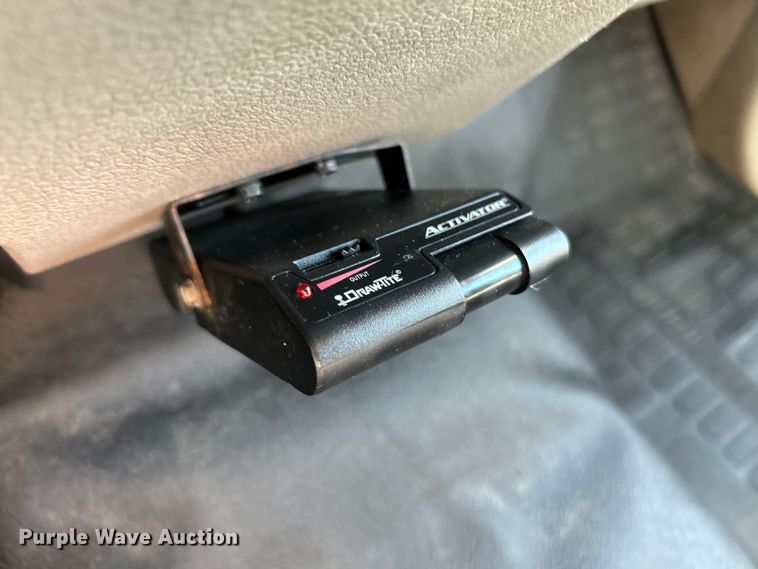 image for item NL9535 2010  Ford F350 Super Duty XL  Crew Cab pickup truck